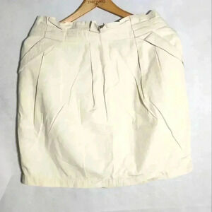 Camaieu Cream Ruffle waist Shorts sz 6 No longer produced 100% cotton